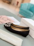 Manolo Blahnik - Hangisiflat Glitter