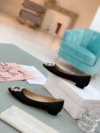 Manolo Blahnik - Hangisiflat Glitter