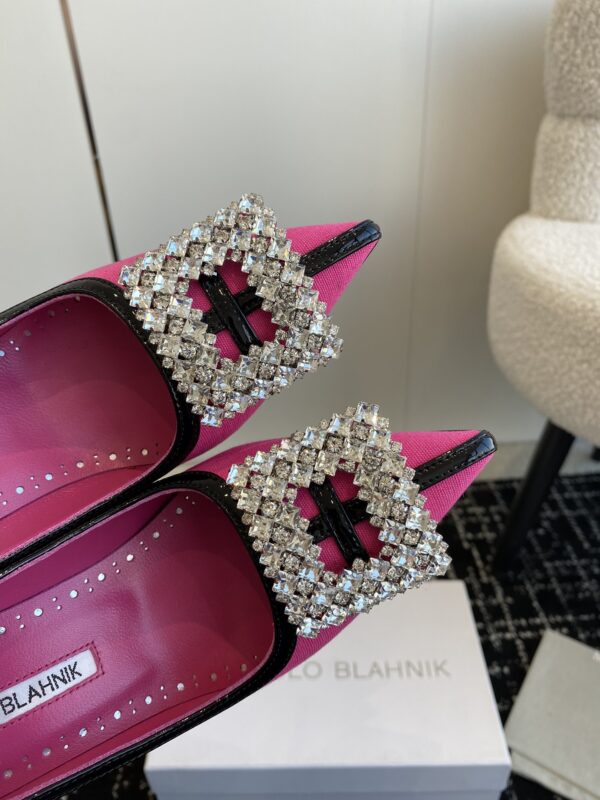 Manolo Blahnik - Tuberian