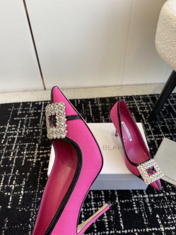 Manolo Blahnik - Tuberian