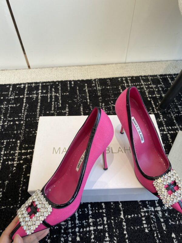 Manolo Blahnik - Tuberian