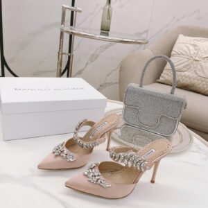 Manolo Blahnik - Lurum