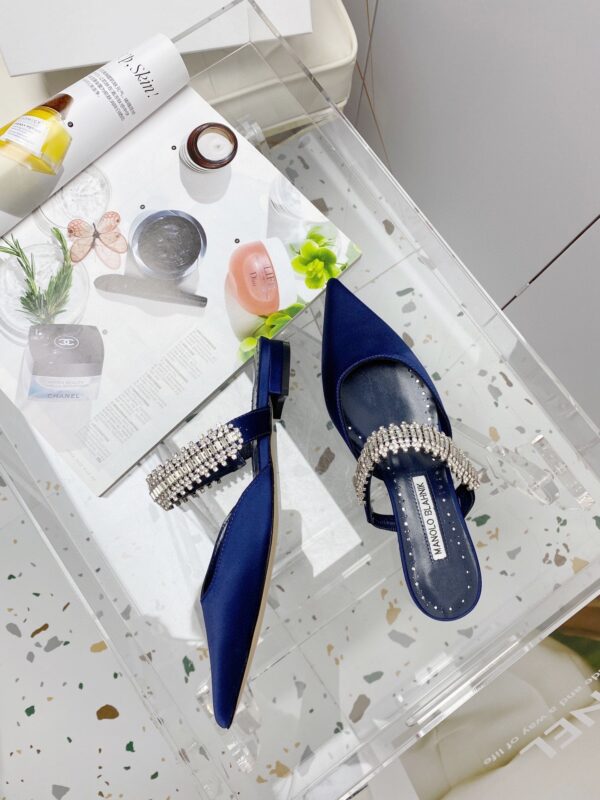 Manolo Blahnik - Lutara Mules Flat