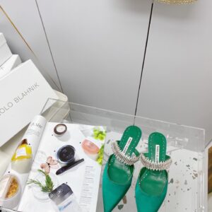 Manolo Blahnik - Lutara Mules Flat