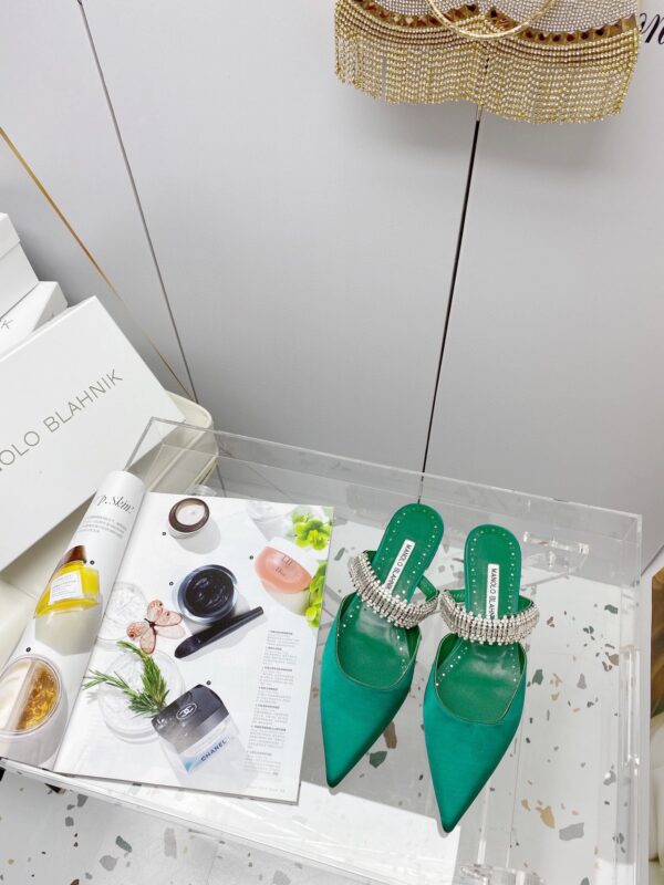 Manolo Blahnik - Lutara Mules Flat