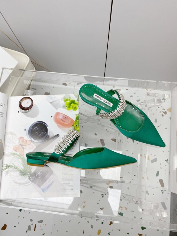 Manolo Blahnik - Lutara Mules Flat