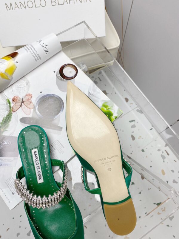 Manolo Blahnik - Lutara Mules Flat