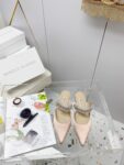 Manolo Blahnik - Lutara Mules Flat