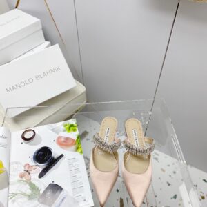 Manolo Blahnik - Lutara Mules Flat