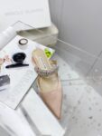 Manolo Blahnik - Lutara Mules Flat