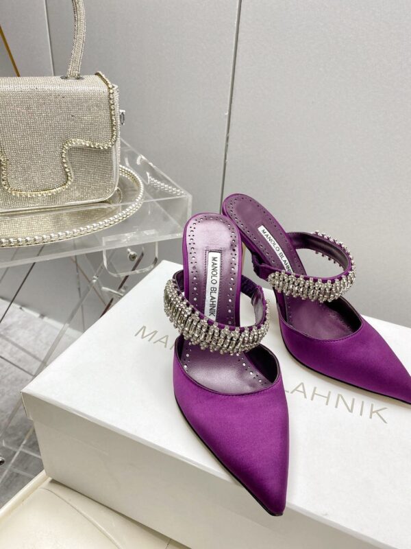 Manolo Blahnik - Lutara Mules
