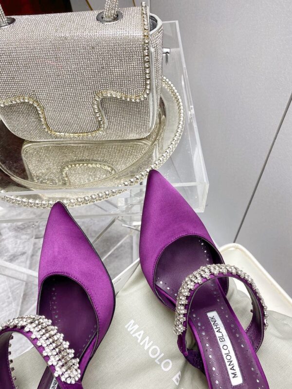 Manolo Blahnik - Lutara Mules