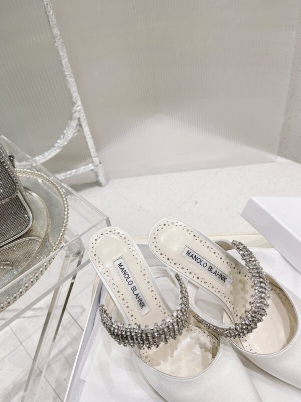 Manolo Blahnik - Lutara Mules
