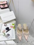 Manolo Blahnik - Lurum Flat