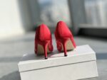 Manolo Blahnik - Hangisi Lace
