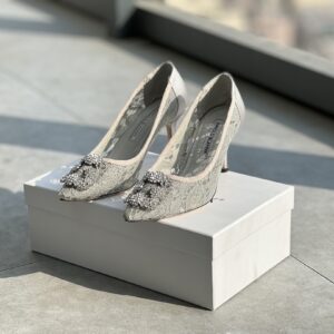 Manolo Blahnik - Hangisi Lace