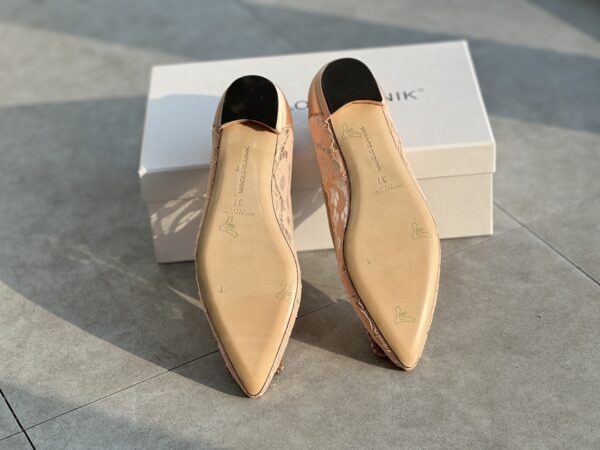 Manolo Blahnik - Hangisi Lace Flat