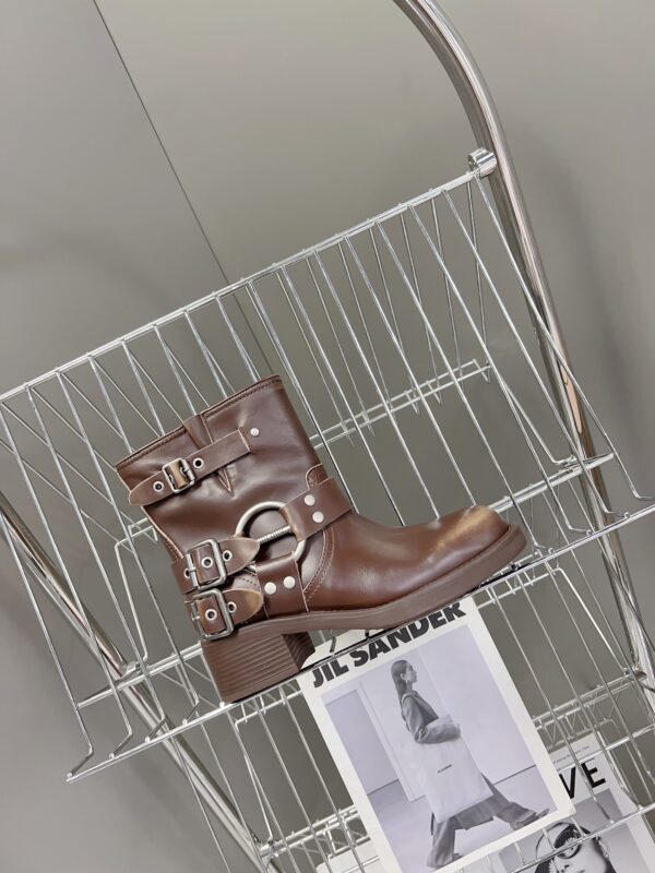 Miu Miu - Vintage-Look Leather Booties