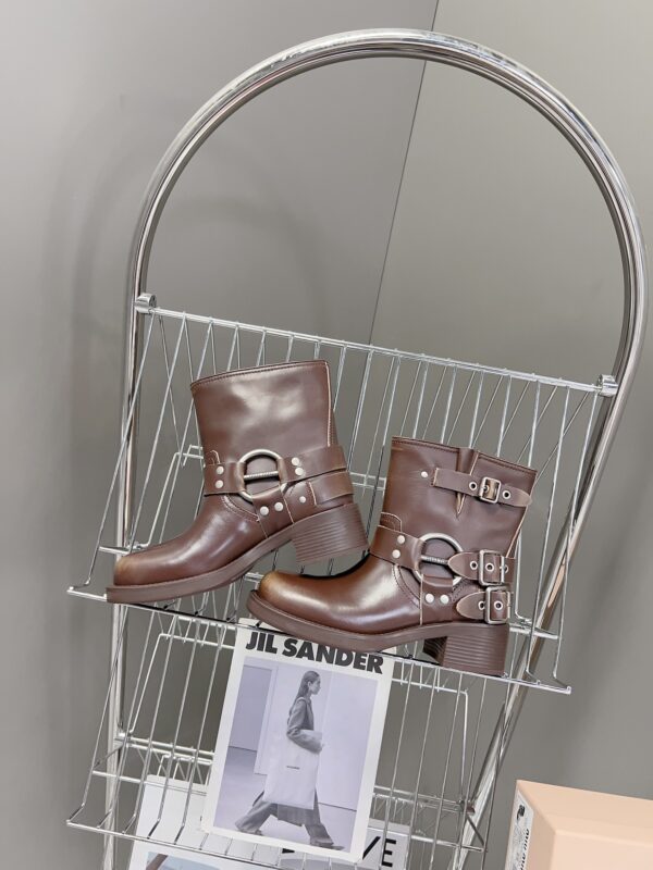 Miu Miu - Vintage-Look Leather Booties