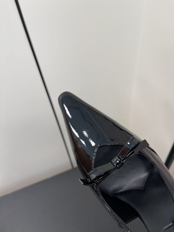 Miu Miu - Bow-Embellished Sligback Pumps
