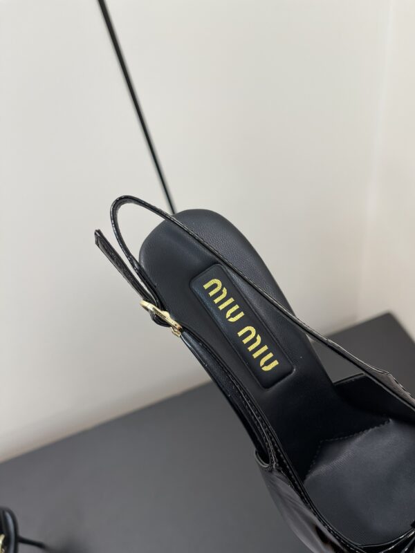 Miu Miu - Bow-Embellished Sligback Pumps