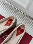 Roger Vivier - Viv' Podium Ballerinas in Patent Leather