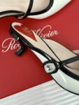 Roger Vivier - Mary Jane Virgule Mules in Patent Leather