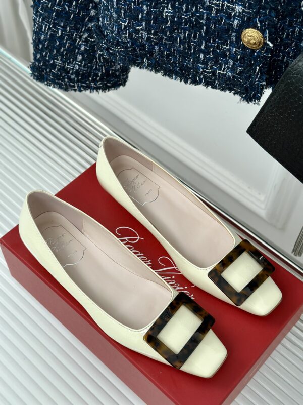Roger Vivier - Belle Vivier Ballerinas in Patent Leather