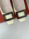 Roger Vivier - Belle Vivier Ballerinas in Patent Leather