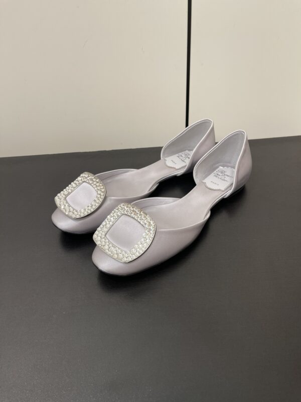 Roger Vivier - Chips Crystal Strass Buckle D'Orsay Flats