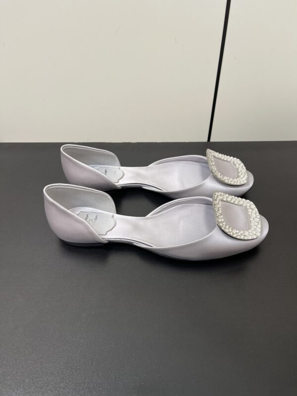 Roger Vivier - Chips Crystal Strass Buckle D'Orsay Flats