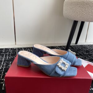 Roger Vivier - Très Vivier Strass Buckle Mules in Patent Leather