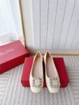 Roger Vivier - Très Vivier Strass Buckle Ballerinas in Nappa Leather