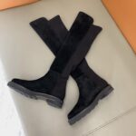 Stuart Weitzman - 5050 in Suede