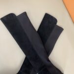 Stuart Weitzman - 5050 in Suede