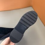 Stuart Weitzman - 5050 in Suede