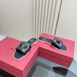 Valentino - Vlogo Cut-Out Calfskin Slide Sandal