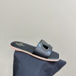 Valentino - Vlogo Cut-Out Calfskin Slide Sandal