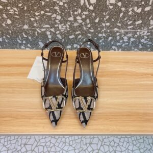 Valentino - Vlogo Signature Slingback Pump in Toile Iconographe
