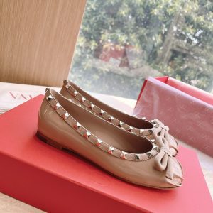 Valentino - Rockstud Patent Leather Ballerina