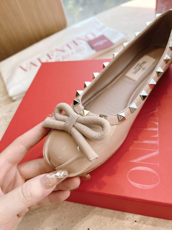 Valentino - Rockstud Patent Leather Ballerina