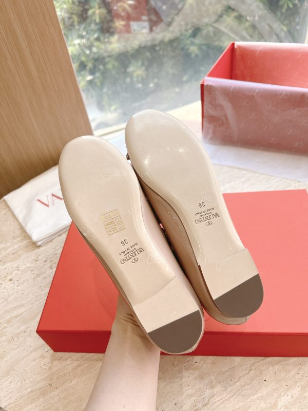 Valentino - Rockstud Patent Leather Ballerina