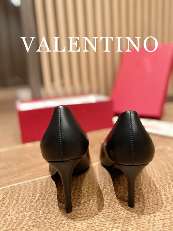 Valentino - Rockstud Studded Toecap Pointed-Toe Pumps