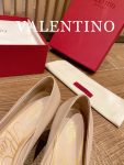 Valentino - Rockstud Studded Toecap Pointed-Toe Pumps