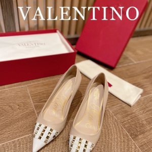 Valentino - Rockstud Studded Toecap Pointed-Toe Pumps