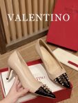 Valentino - Rockstud Studded Toecap Pointed-Toe Pumps