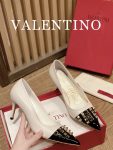 Valentino - Rockstud Studded Toecap Pointed-Toe Pumps