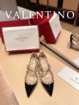 Valentino - Rockstud Leather Pumps