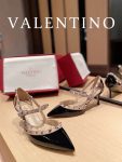 Valentino - Rockstud Leather Pumps