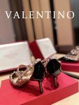 Valentino - Rockstud Leather Pumps